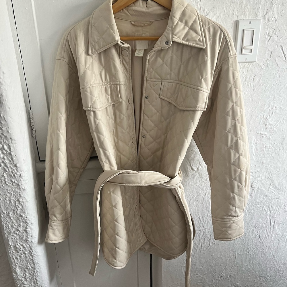 H&M Beige Quilted Shirt Jacket